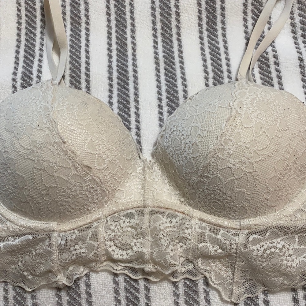 Pink Victoria’s Secret lace bralette